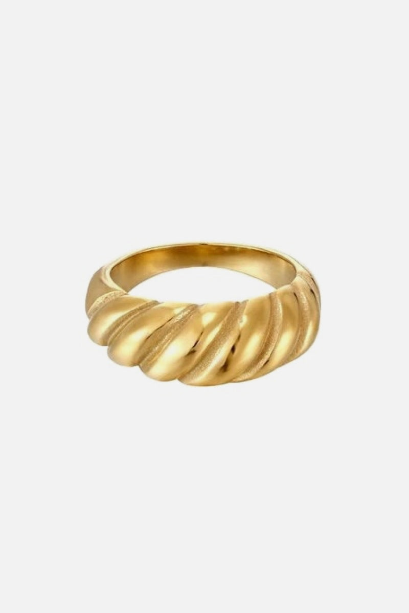 Gold Twisted Ring - p9nstyle